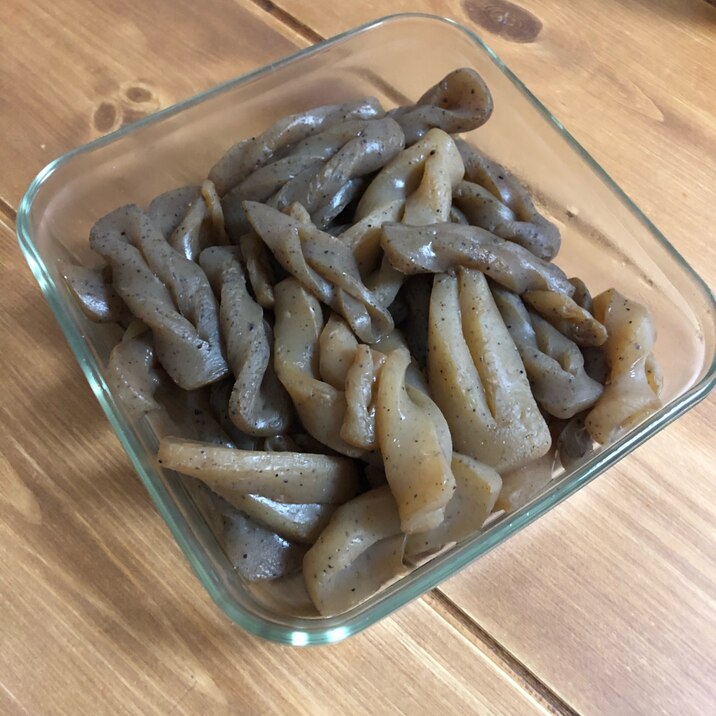 捻りこんにゃくの煮物